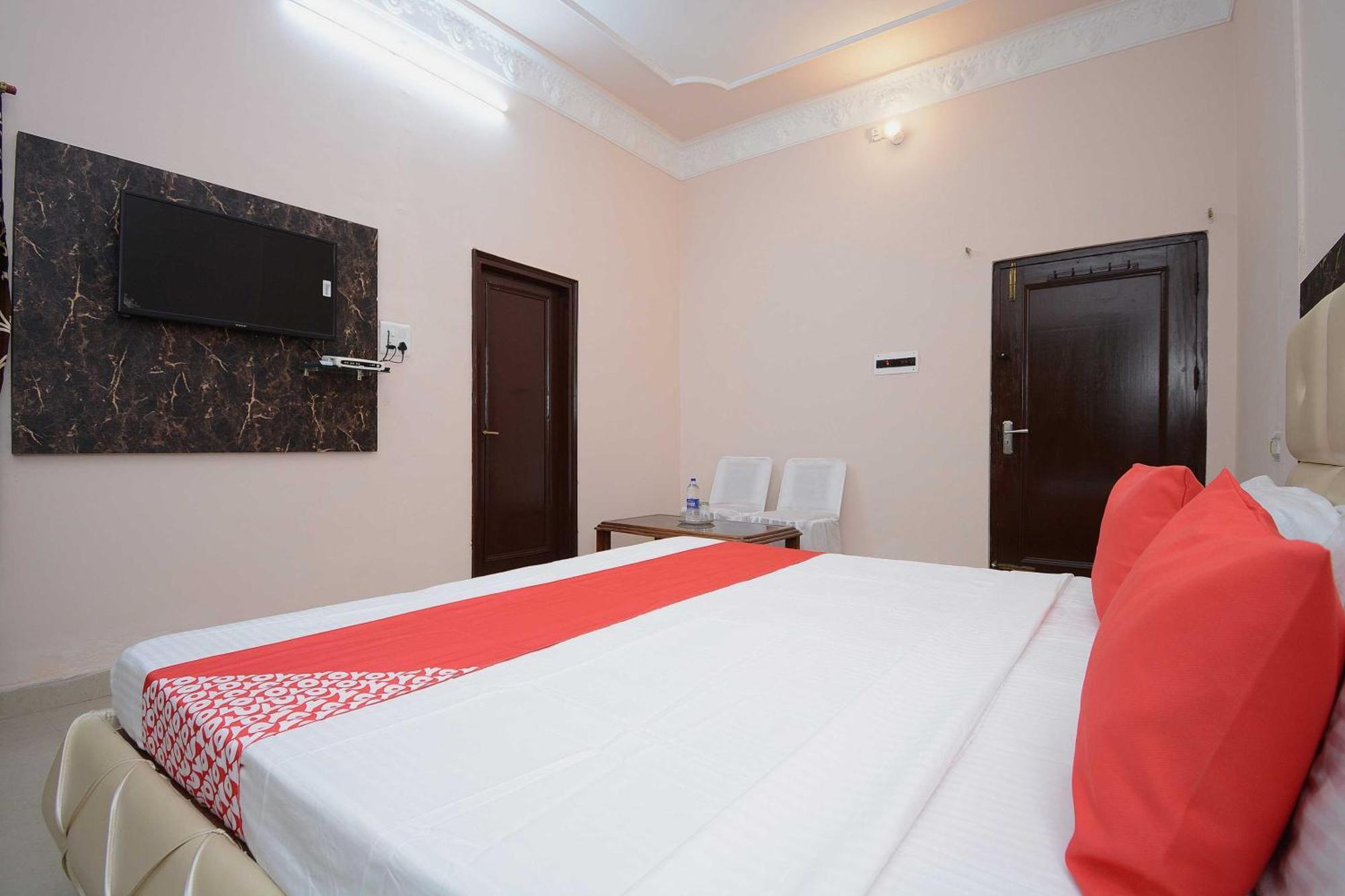 Hotel Asia Palace Pathankot Exterior photo