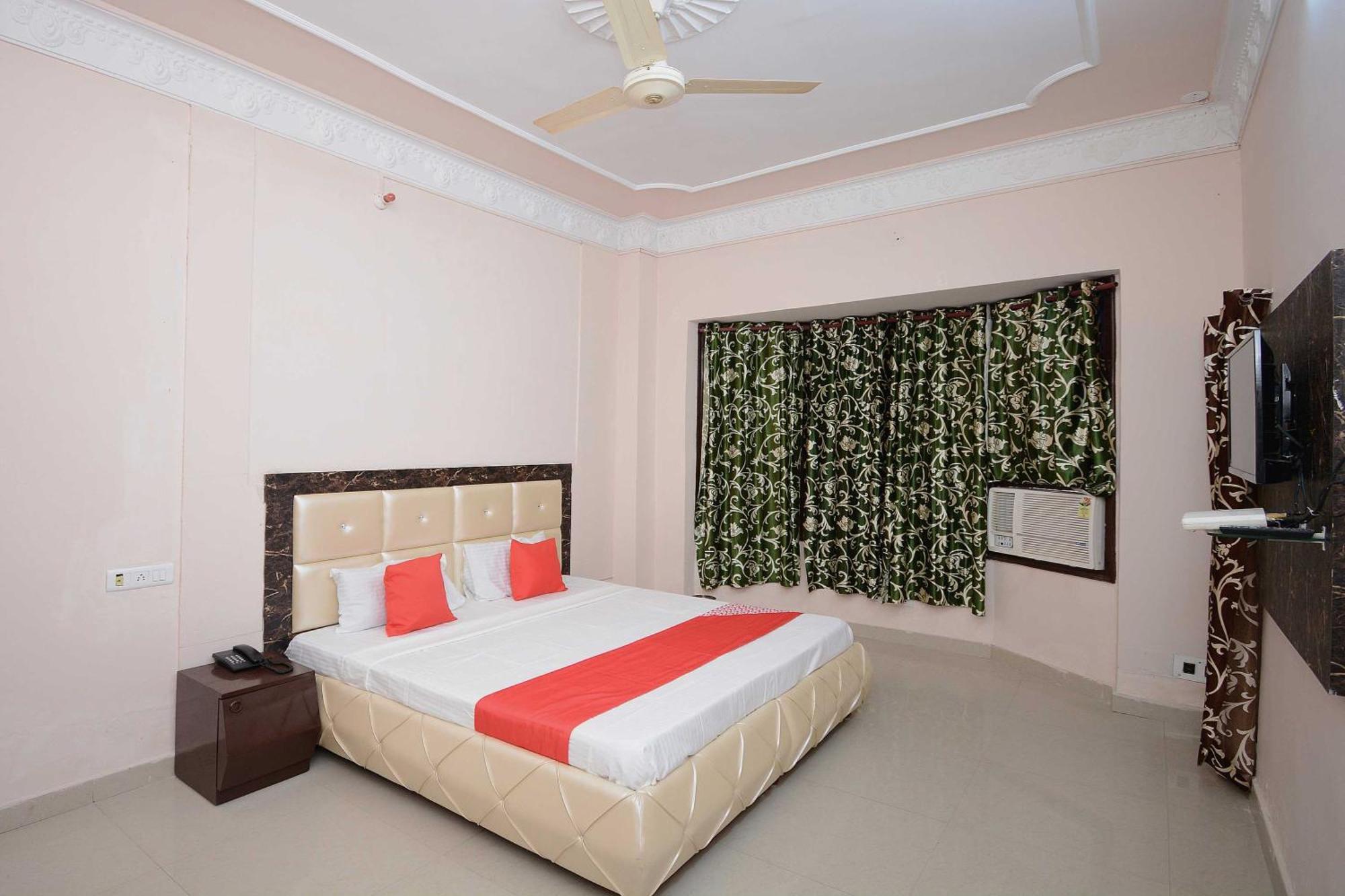 Hotel Asia Palace Pathankot Exterior photo