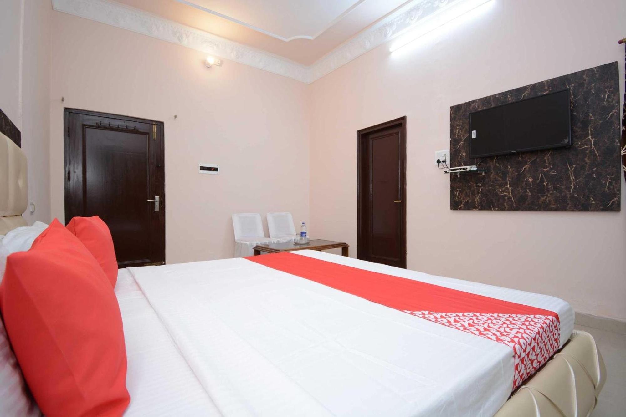 Hotel Asia Palace Pathankot Exterior photo