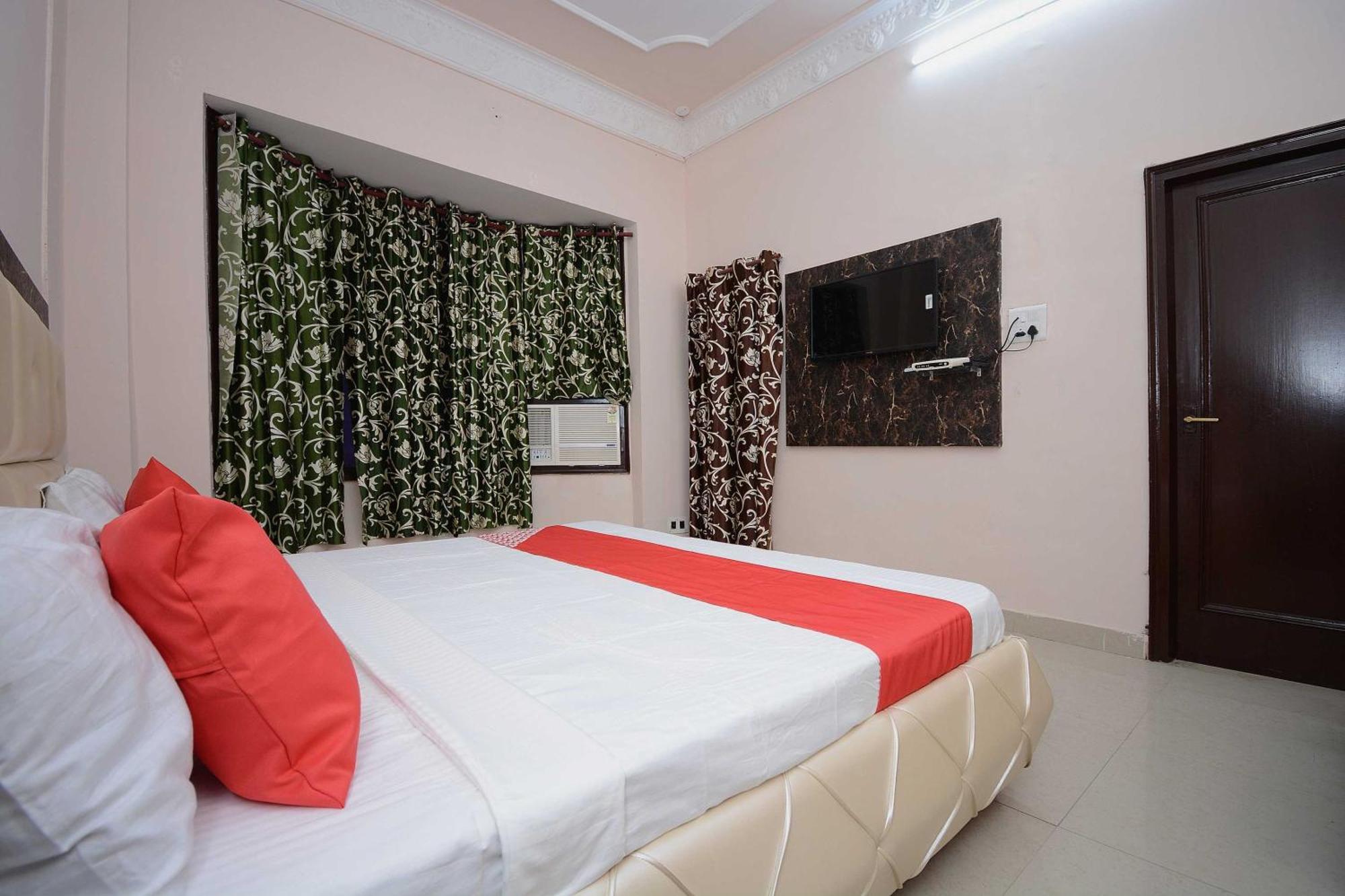 Hotel Asia Palace Pathankot Exterior photo