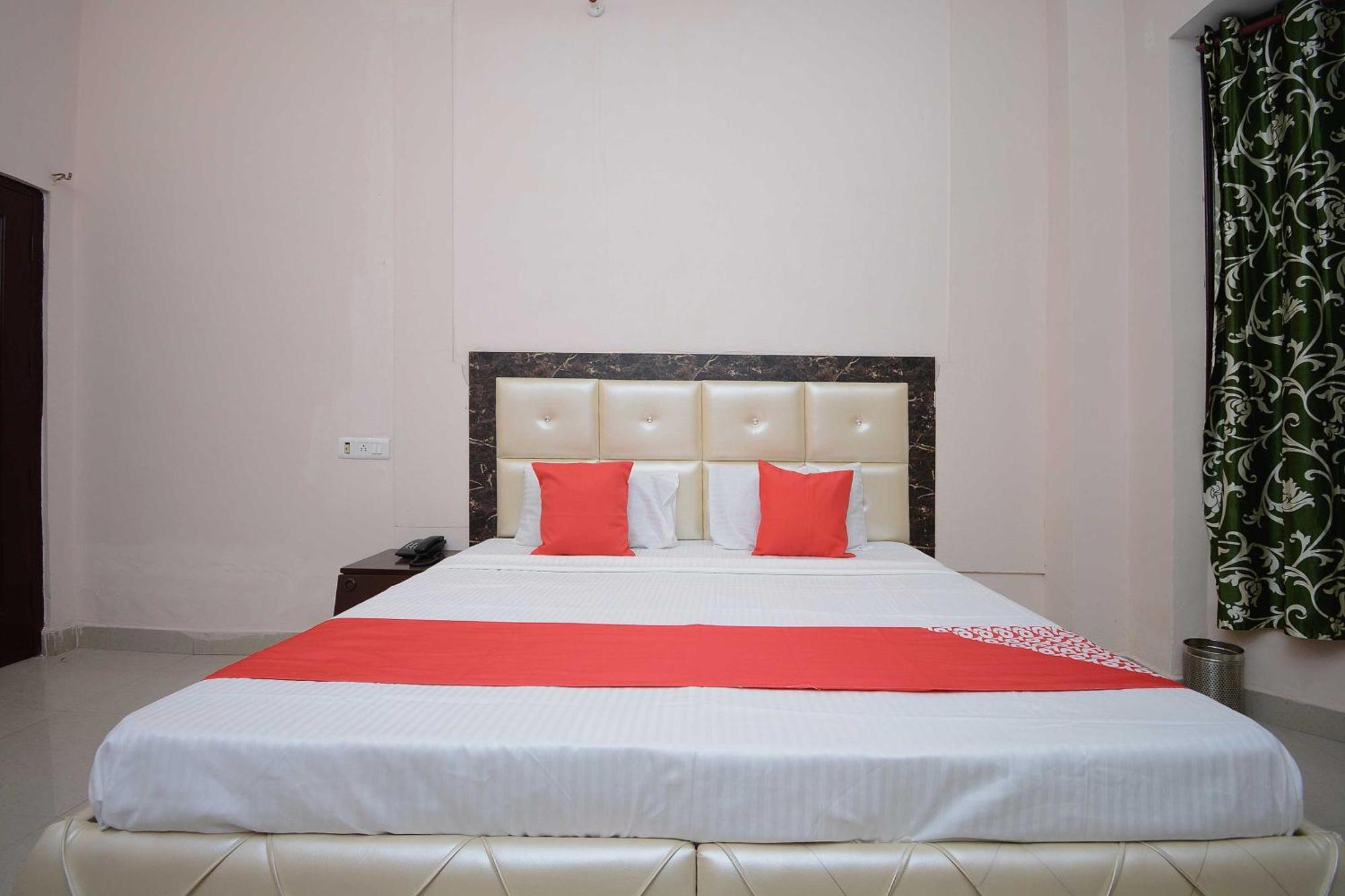 Hotel Asia Palace Pathankot Exterior photo