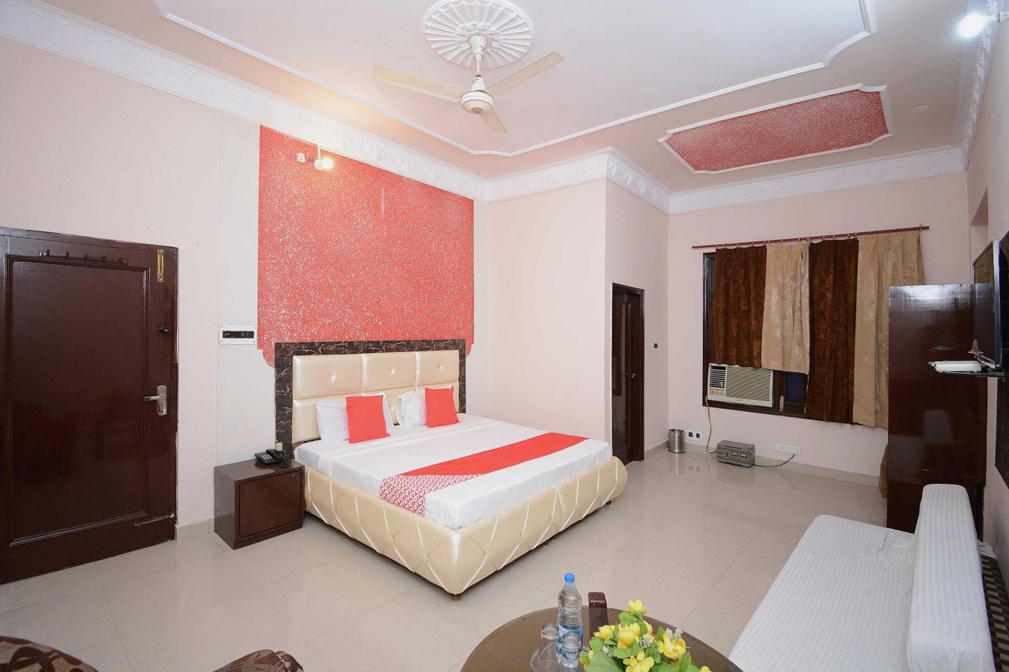 Hotel Asia Palace Pathankot Exterior photo