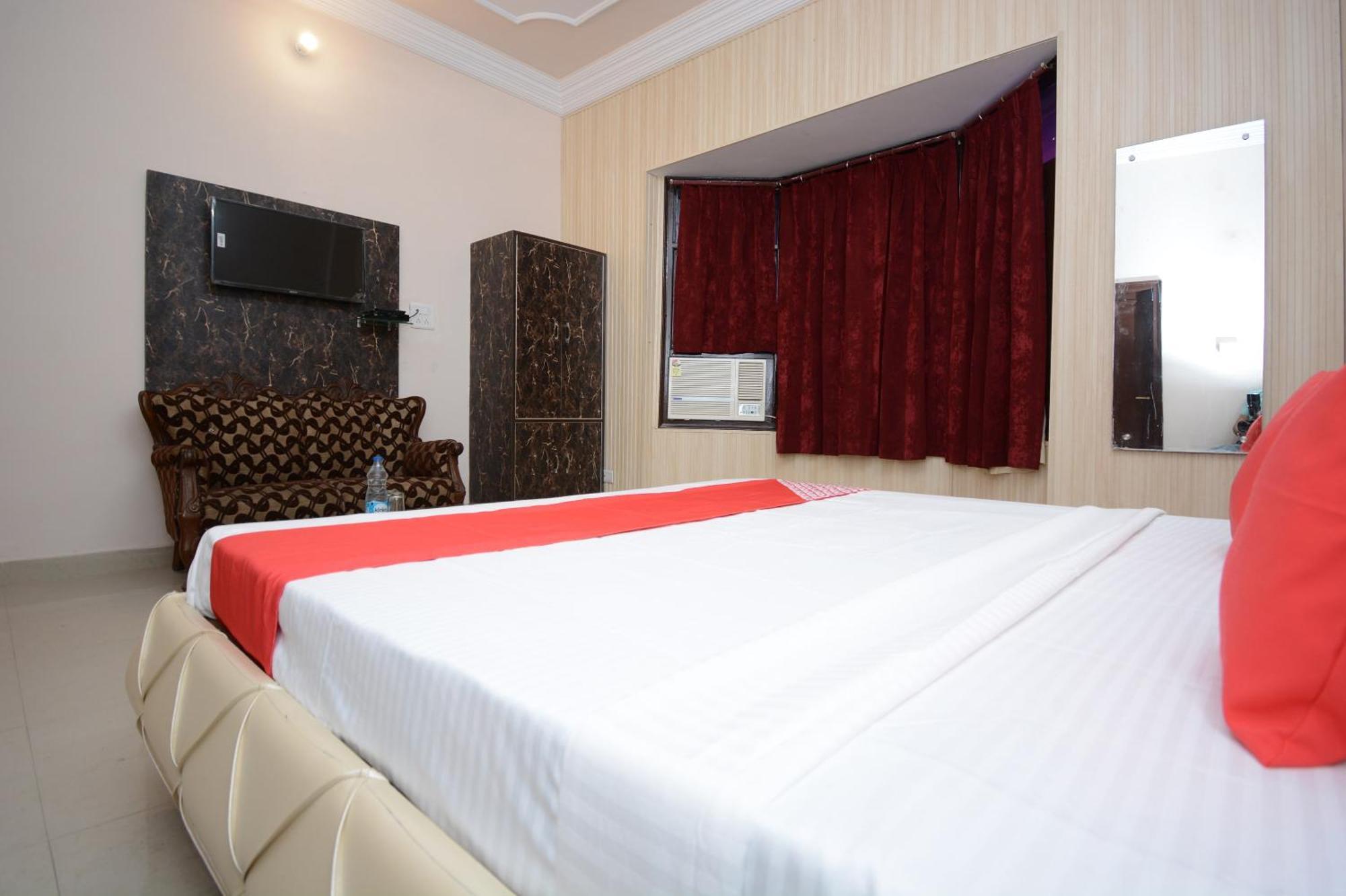 Hotel Asia Palace Pathankot Exterior photo