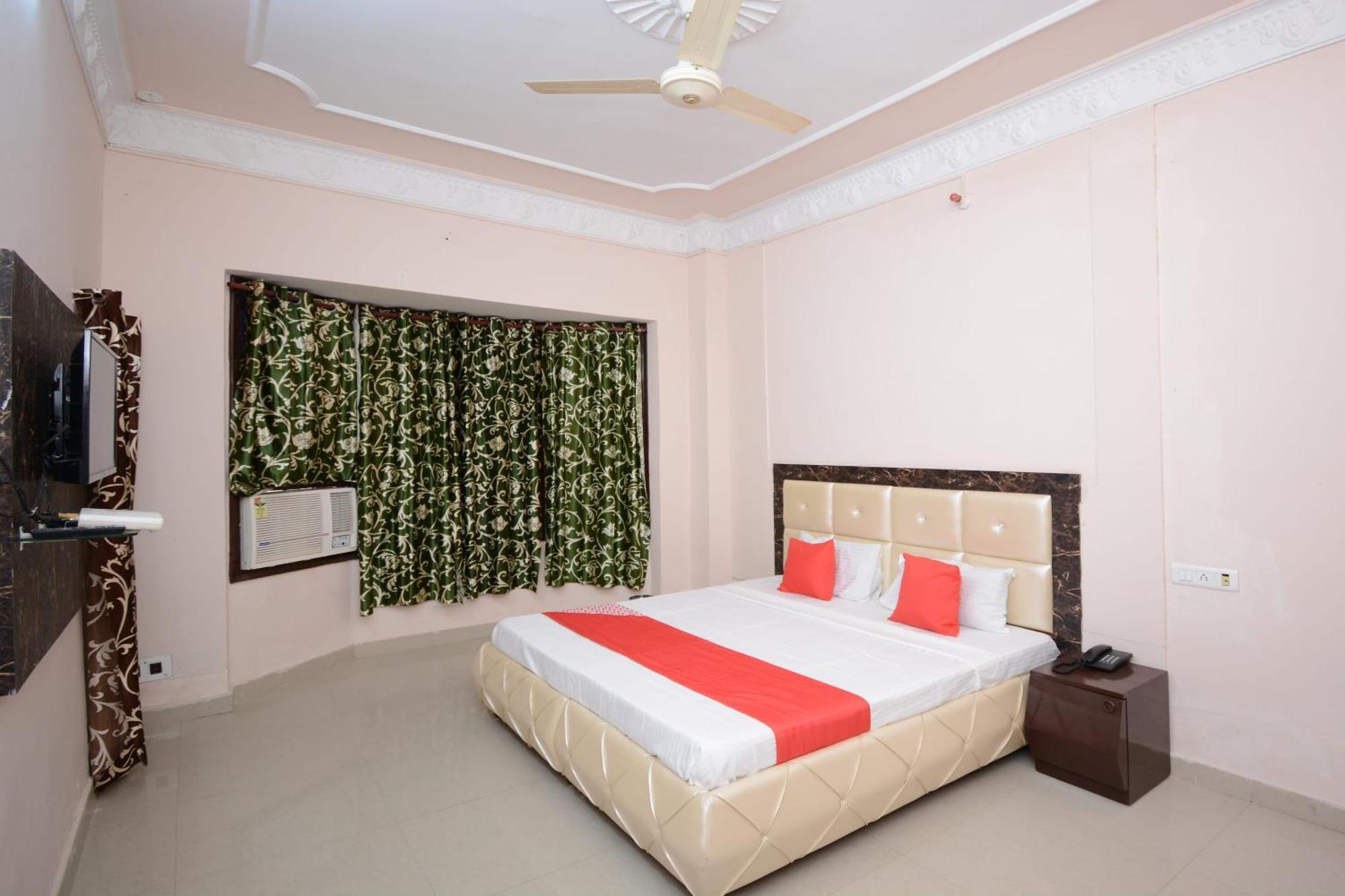 Hotel Asia Palace Pathankot Exterior photo