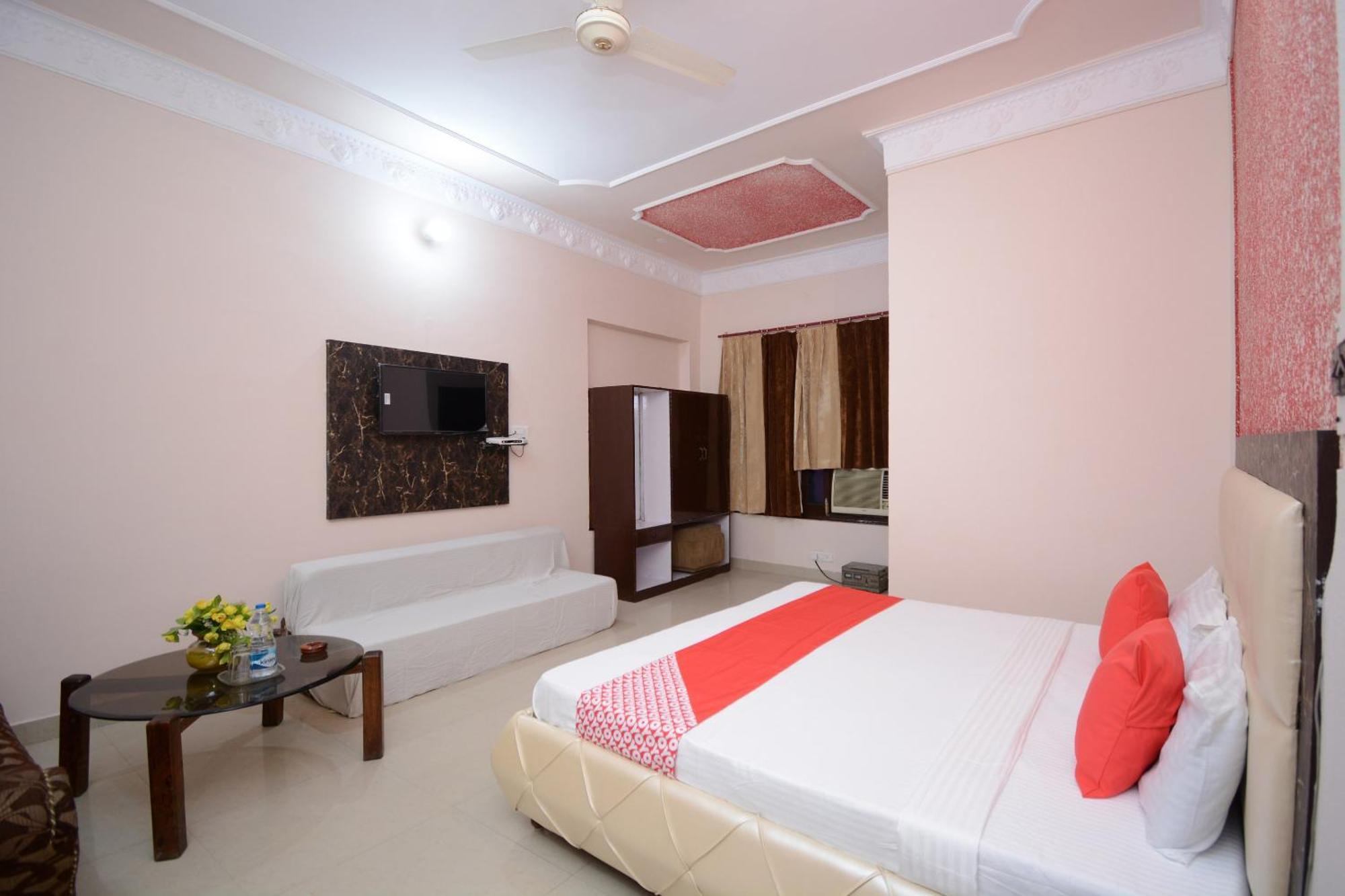 Hotel Asia Palace Pathankot Exterior photo